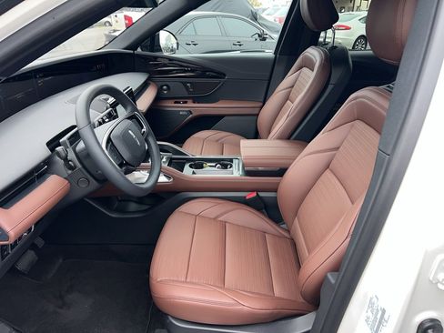 New 2026 Lincoln Nautilus Reserve w/ Jet Appearance Package image 9