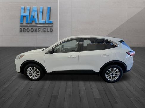 Used 2022 Ford Escape SE image 2