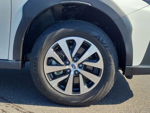 Certified 2023 Subaru Outback Premium image 7