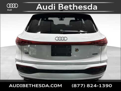 Certified 2025 Audi Q5 Premium Plus w/ Premium Plus AWD/4WD image 6