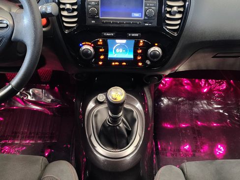 Used 2013 Nissan Juke NISMO FWD image 21