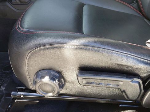 Used 2020 Jeep Wrangler Unlimited Rubicon image 25