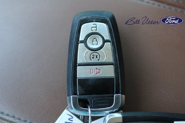 Certified 2024 Ford Maverick Lariat FWD image 12
