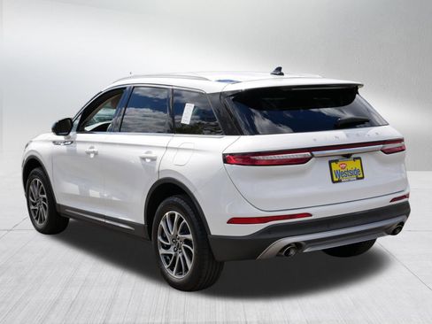 Used 2022 Lincoln Corsair AWD w/ Equipment Group 101A image 5