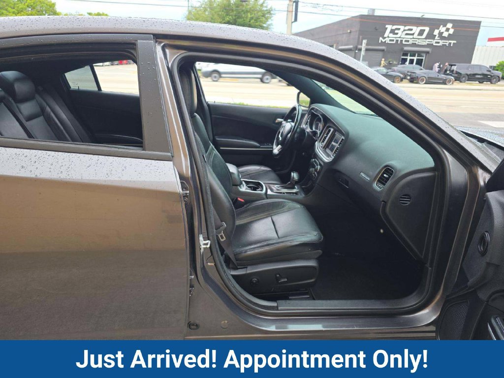 Used 2021 Dodge Charger SXT w/ Leather Interior Group RWD image 12