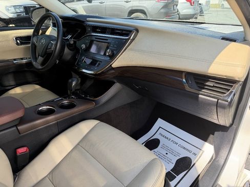 Used 2014 Toyota Avalon XLE FWD image 20
