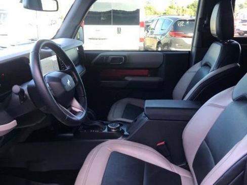Used 2022 Ford Bronco Wildtrak AWD/4WD image 12