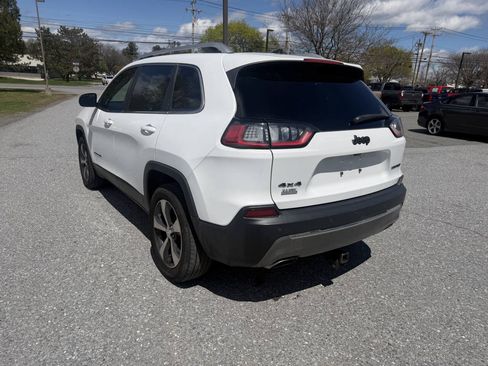 Used 2019 Jeep Cherokee Limited AWD/4WD image 3