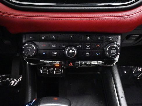 Used 2022 Dodge Durango R/T image 36