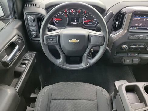 Used 2020 Chevrolet Silverado 1500 Custom w/ Custom Value Package AWD/4WD image 25