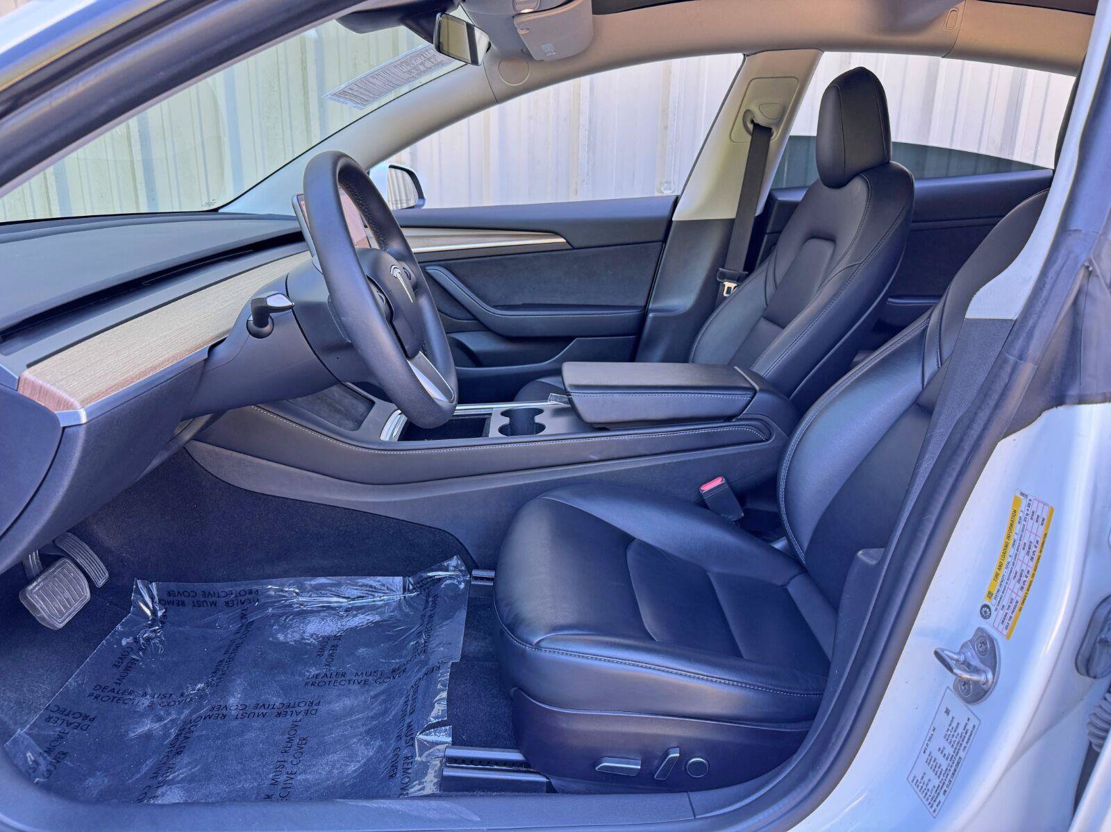 Used 2022 Tesla Model 3 Long Range AWD/4WD image 17