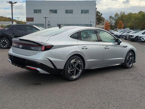 New 2026 Hyundai Sonata SEL image 3