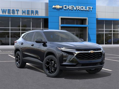 New 2026 Chevrolet Trax LT w/ Midnight Edition image 7