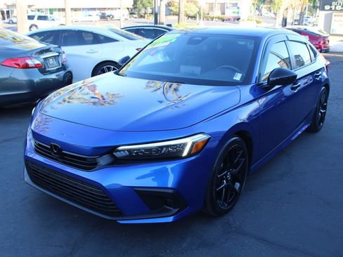 Used 2023 Honda Civic Sport image 4