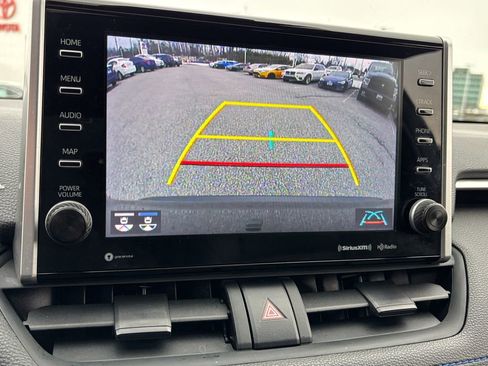 Certified 2022 Toyota RAV4 SE image 27