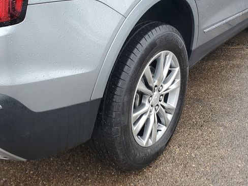 Certified 2023 Cadillac XT5 Premium Luxury image 14