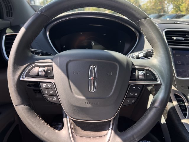 Used 2020 Lincoln Nautilus Reserve FWD image 20