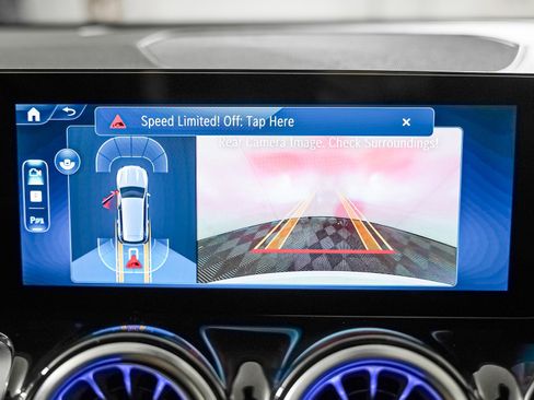 Certified 2026 Mercedes-Benz GLB 250 image 22