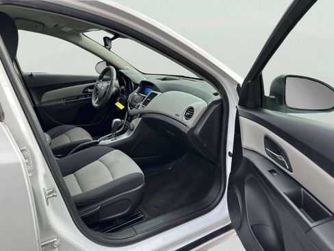 Used 2012 Chevrolet Cruze LS w/ Connectivity Package FWD image 20