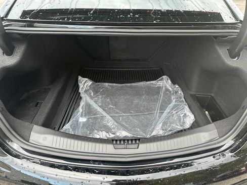 Used 2026 Cadillac CT5 V w/ Technology Package RWD image 12