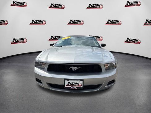 Used 2012 Ford Mustang Premium RWD image 2