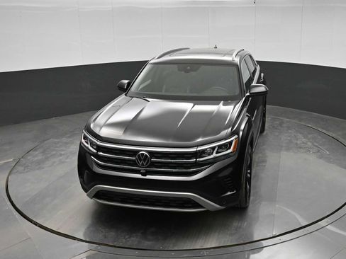Used 2021 Volkswagen Atlas Cross Sport SEL Premium AWD/4WD image 25