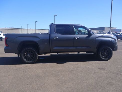 Used 2022 Toyota Tundra Platinum AWD/4WD image 7