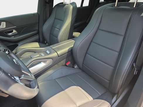 Used 2021 Mercedes-Benz GLS 450 4MATIC image 19