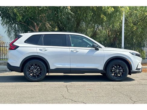 Used 2026 Honda CR-V Sport-L image 3