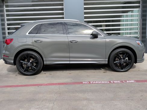 Certified 2022 Audi Q3 2.0T Premium Plus w/ Premium Plus Package image 11