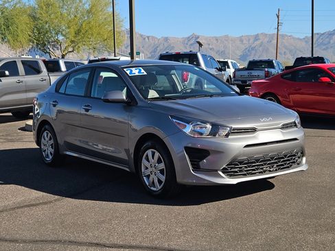 Used 2022 Kia Rio S image 3