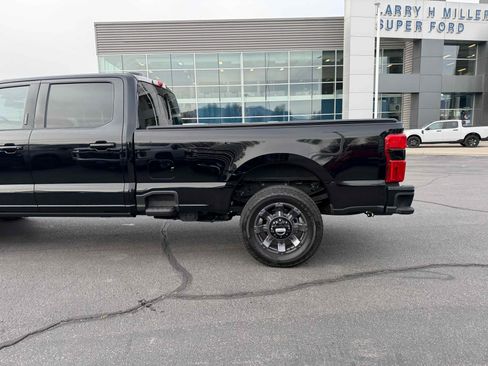Used 2024 Ford F350 Lariat w/ Lariat Ultimate Package image 4