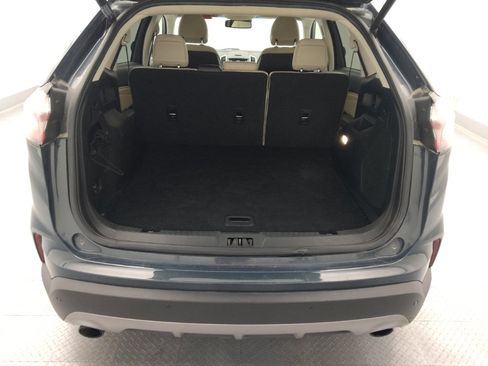Used 2019 Ford Edge Titanium w/ Equipment Group 301A AWD/4WD image 29