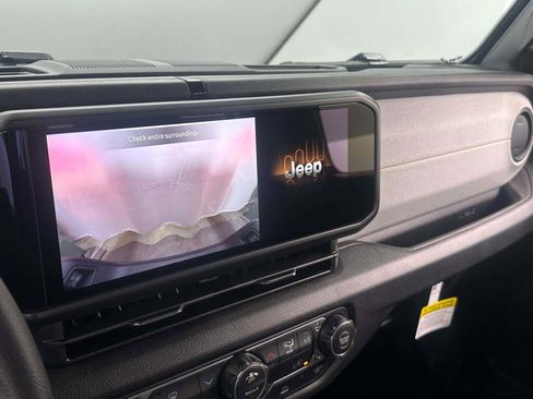 New 2026 Jeep Gladiator Sport image 28