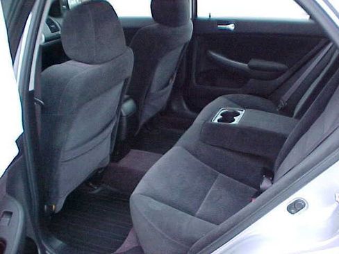 Used 2004 Honda Accord LX image 12