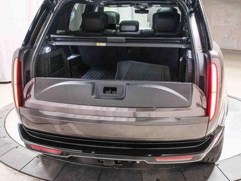 Used 2025 Land Rover Range Rover Long Wheelbase Autobiography image 26