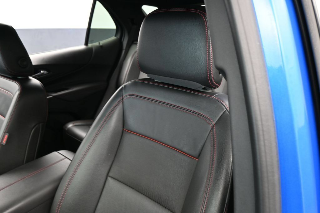 Used 2024 Chevrolet Equinox RS w/ RS Leather Package FWD image 17
