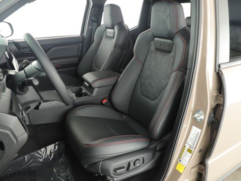 Used 2025 Toyota Tacoma TRD Pro image 13