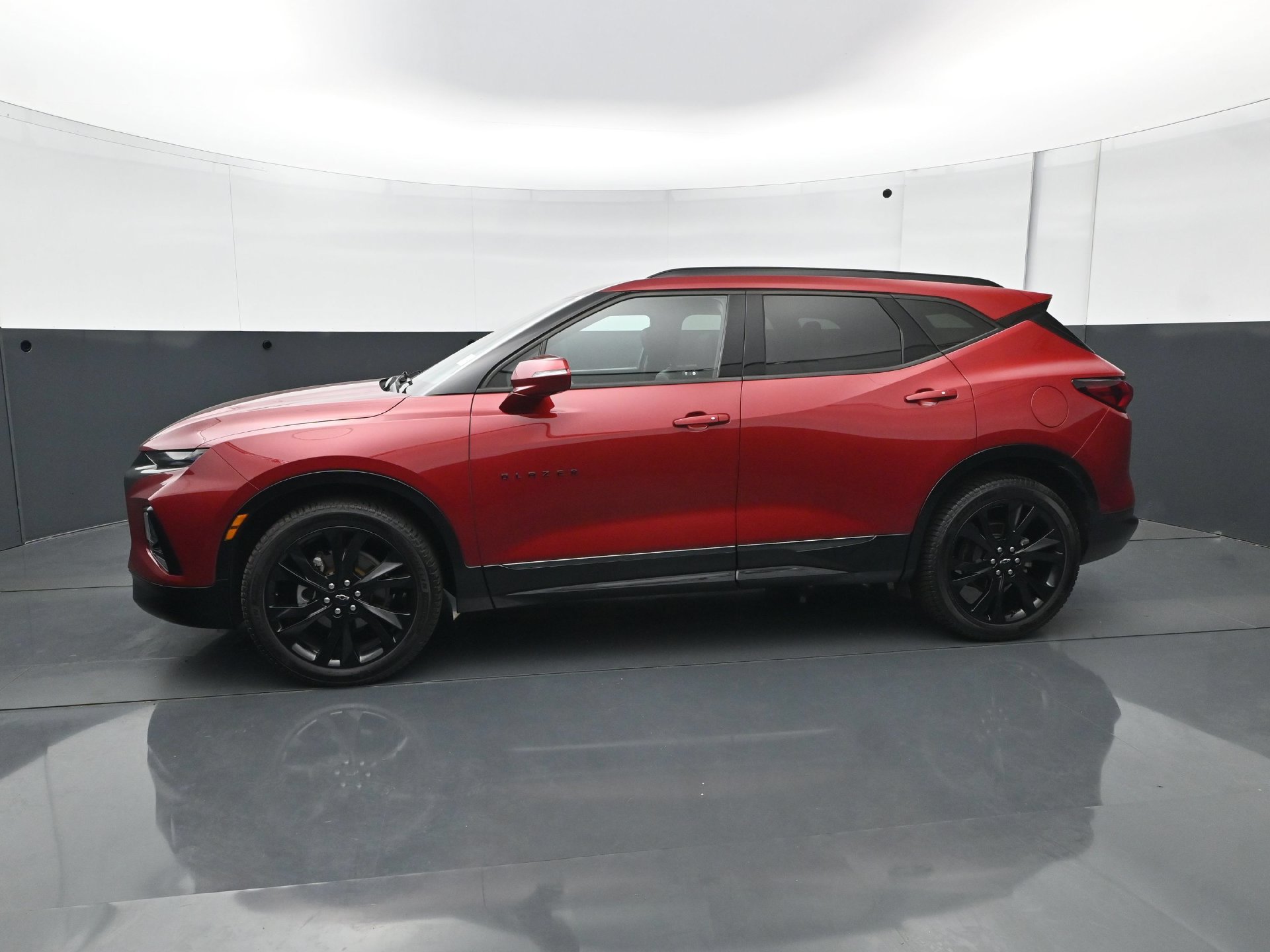 Used 2019 Chevrolet Blazer RS FWD image 3