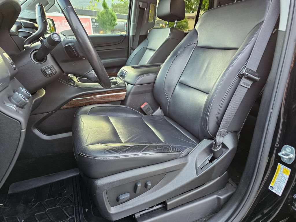 Used 2018 Chevrolet Tahoe LT w/ Luxury Package AWD/4WD image 26