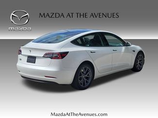 Used 2023 Tesla Model 3 Standard Range RWD video 4