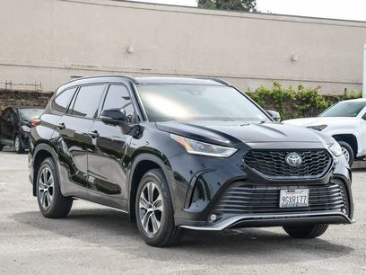 Used 2023 Toyota Highlander XSE