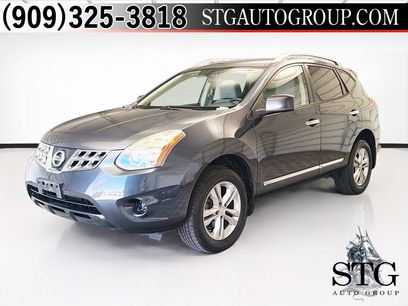 Used 2015 Nissan Rogue S w/ Convenience Package