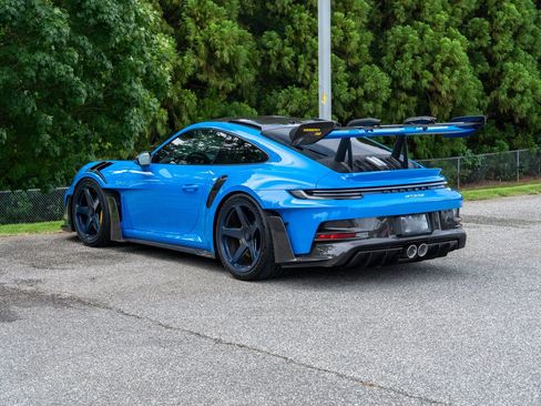 Used 2024 Porsche 911 GT3 RS RWD image 3