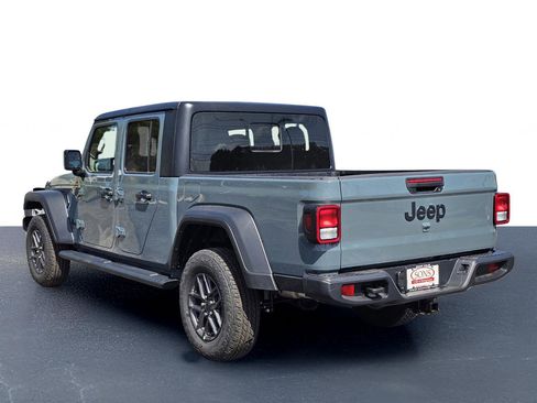New 2026 Jeep Gladiator Sport AWD/4WD image 13