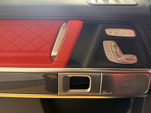 Used 2025 Mercedes-Benz G 63 AMG 4MATIC image 10