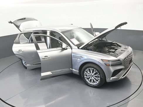 Used 2025 Genesis GV80 2.5T Standard AWD/4WD image 74