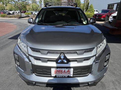 Used 2020 Mitsubishi Outlander Sport ES AWD/4WD image 2