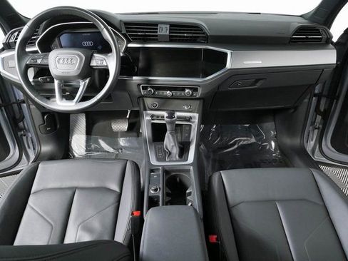 Used 2023 Audi Q3 2.0T Premium w/ Convenience Package AWD/4WD image 17
