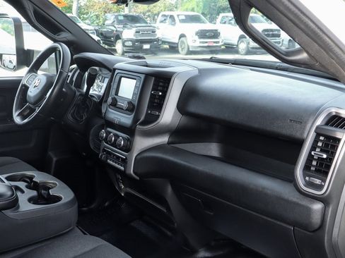 Used 2021 RAM 5500 Tradesman w/ Chrome Appearance Group image 36